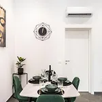 Dimo Luxury 1 *