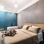 Dimo Luxury 1