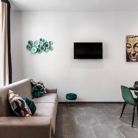 Dimo Luxury 1 شقة *