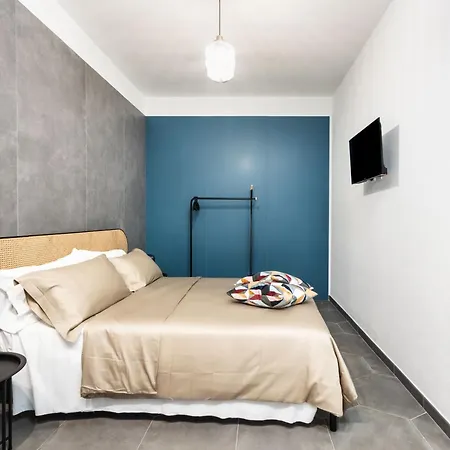 Dimo Luxury 1