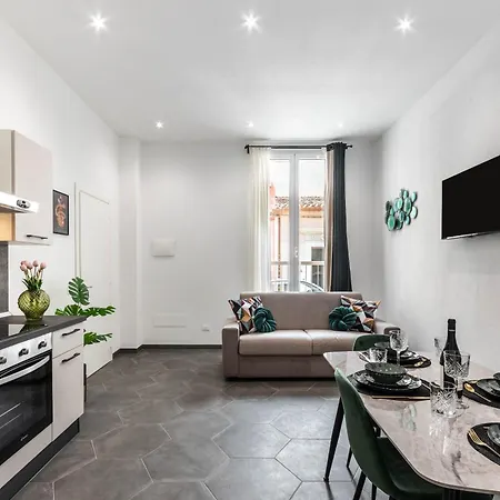 Apartment Dimo Luxury 1 *